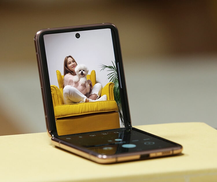 Samsung Galaxy Z Flip 3 5G 8Gb/128Gb Black (Чёрный)